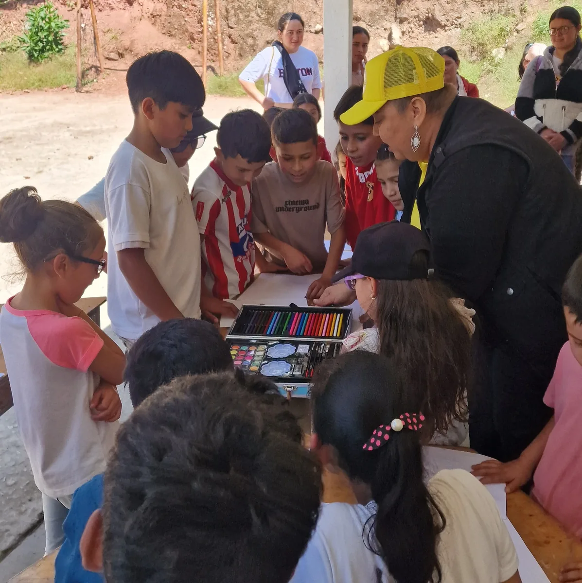 Sé un Experto Humanitos y aporta a la educación rural